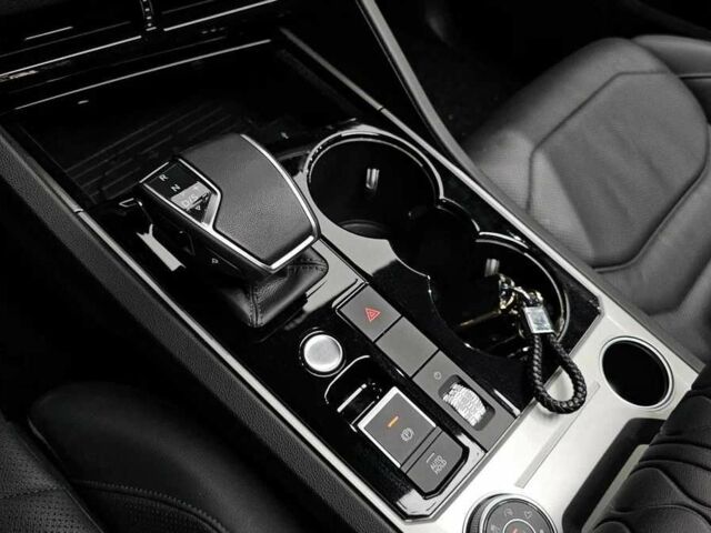 Фольксваген Туарег 2020 у Києві на Automoto.ua Білий Фольксваген Туарег, об'ємом двигуна 3 л та пробігом 25 тис. км за 34000 $, фото 9 на Automoto.ua
