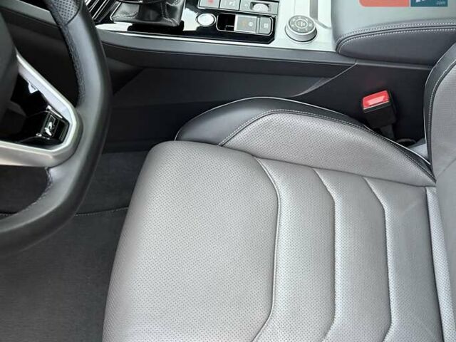 Белый Фольксваген Туарег, объемом двигателя 2.97 л и пробегом 90 тыс. км за 59989 $, фото 18 на Automoto.ua