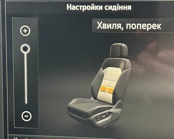 Белый Фольксваген Туарег, объемом двигателя 2.97 л и пробегом 90 тыс. км за 59989 $, фото 38 на Automoto.ua