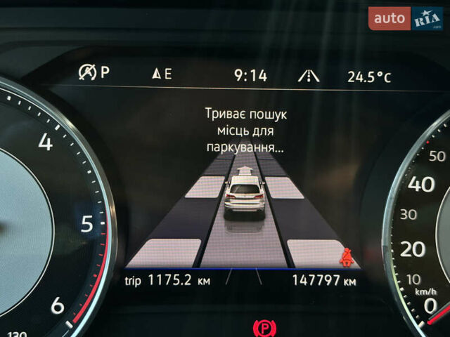 Белый Фольксваген Туарег, объемом двигателя 2 л и пробегом 145 тыс. км за 39950 $, фото 14 на Automoto.ua