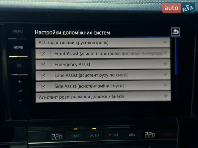 Белый Фольксваген Туарег, объемом двигателя 2 л и пробегом 145 тыс. км за 39950 $, фото 11 на Automoto.ua