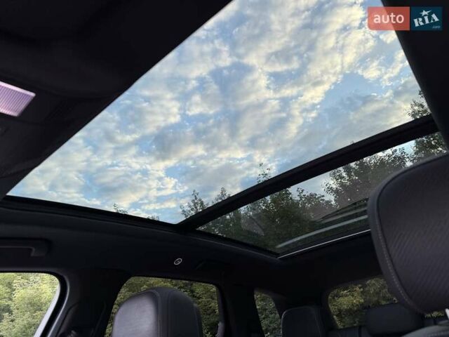 Белый Фольксваген Туарег, объемом двигателя 2.97 л и пробегом 90 тыс. км за 59989 $, фото 59 на Automoto.ua