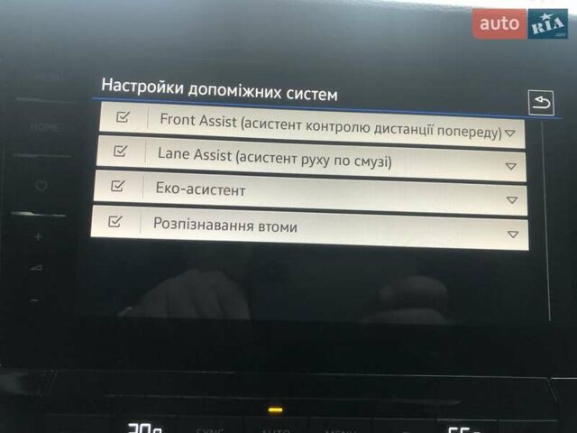 Белый Фольксваген Туарег, объемом двигателя 3 л и пробегом 44 тыс. км за 47000 $, фото 18 на Automoto.ua