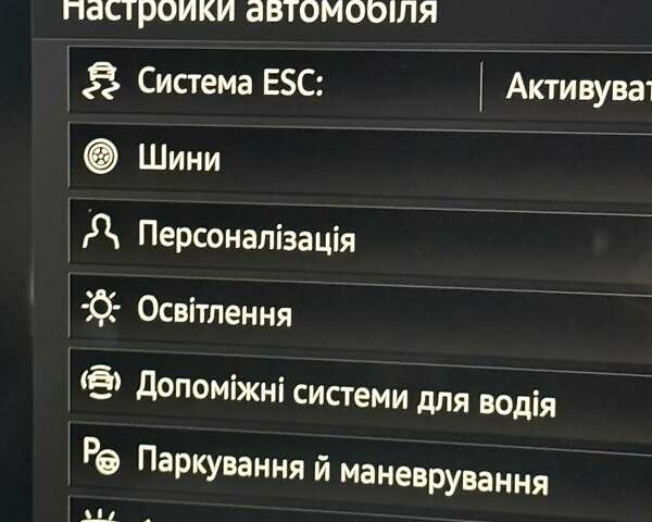 Белый Фольксваген Туарег, объемом двигателя 2.97 л и пробегом 90 тыс. км за 59989 $, фото 45 на Automoto.ua