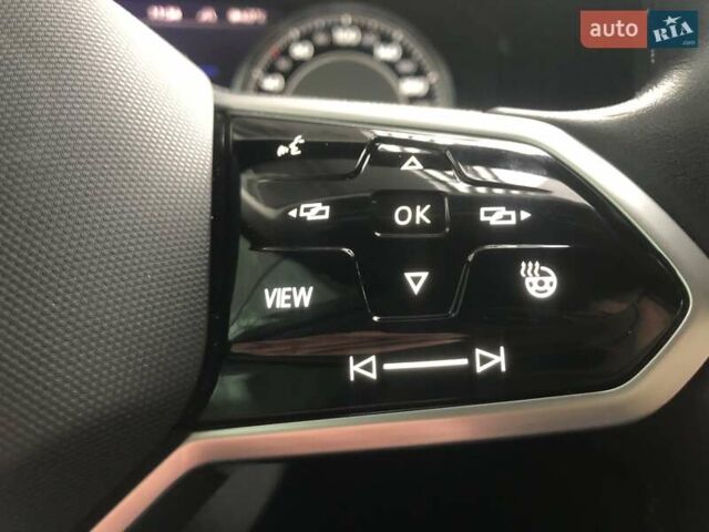 Белый Фольксваген Туарег, объемом двигателя 3 л и пробегом 44 тыс. км за 47000 $, фото 26 на Automoto.ua