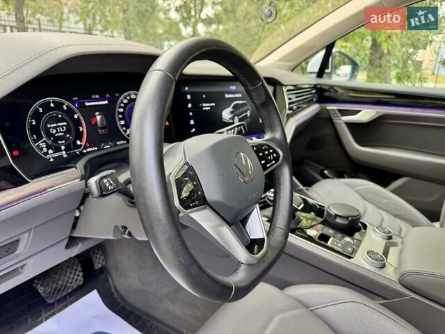 Белый Фольксваген Туарег, объемом двигателя 2.99 л и пробегом 40 тыс. км за 64990 $, фото 27 на Automoto.ua