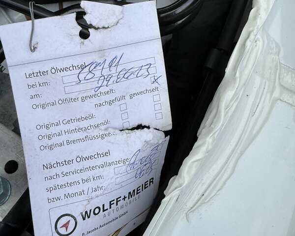 Белый Фольксваген Туарег, объемом двигателя 2.97 л и пробегом 90 тыс. км за 59989 $, фото 20 на Automoto.ua