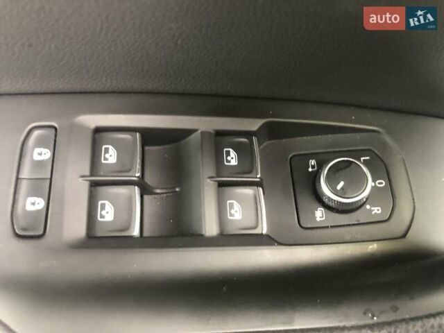 Белый Фольксваген Туарег, объемом двигателя 3 л и пробегом 44 тыс. км за 47000 $, фото 13 на Automoto.ua