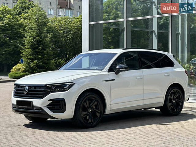 Білий Фольксваген Туарег, об'ємом двигуна 2.99 л та пробігом 26 тис. км за 69999 $, фото 7 на Automoto.ua