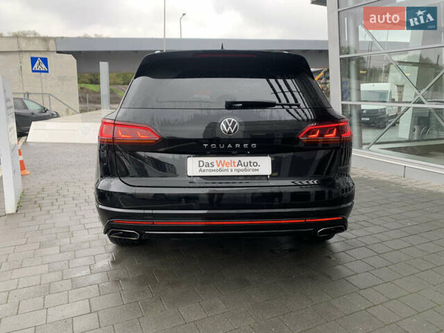 Білий Фольксваген Туарег, об'ємом двигуна 2.99 л та пробігом 88 тис. км за 64000 $, фото 1 на Automoto.ua