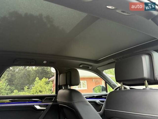 Белый Фольксваген Туарег, объемом двигателя 2.97 л и пробегом 131 тыс. км за 61990 $, фото 21 на Automoto.ua