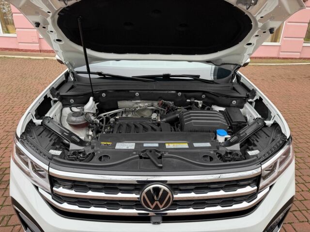 Білий Фольксваген Туарег, об'ємом двигуна 3.6 л та пробігом 61 тис. км за 33700 $, фото 21 на Automoto.ua