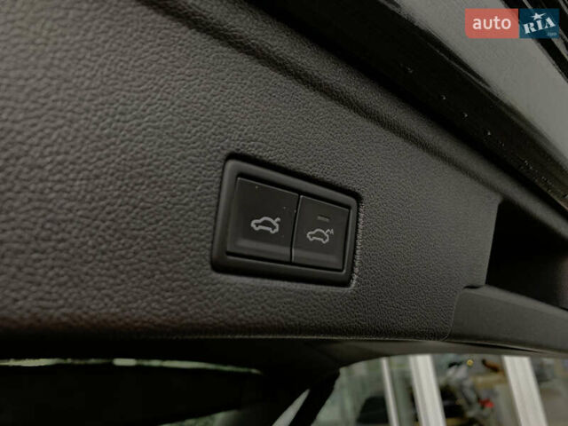 Білий Фольксваген Туарег, об'ємом двигуна 2.99 л та пробігом 88 тис. км за 64000 $, фото 24 на Automoto.ua