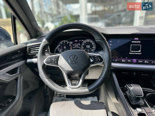 Білий Фольксваген Туарег, об'ємом двигуна 2.99 л та пробігом 26 тис. км за 69999 $, фото 21 на Automoto.ua