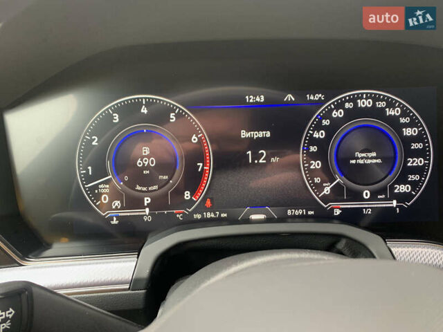 Білий Фольксваген Туарег, об'ємом двигуна 2.99 л та пробігом 88 тис. км за 64000 $, фото 13 на Automoto.ua