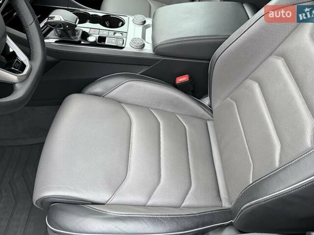 Белый Фольксваген Туарег, объемом двигателя 2.97 л и пробегом 131 тыс. км за 59979 $, фото 30 на Automoto.ua