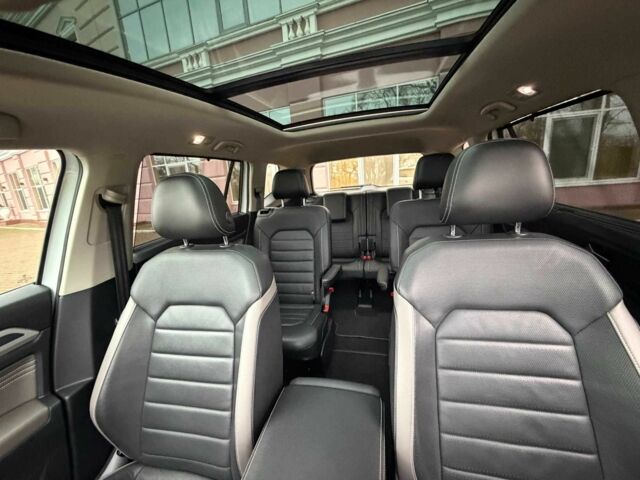 Білий Фольксваген Туарег, об'ємом двигуна 3.6 л та пробігом 61 тис. км за 33700 $, фото 15 на Automoto.ua