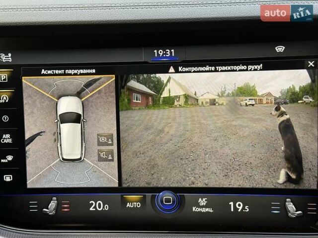 Белый Фольксваген Туарег, объемом двигателя 2.97 л и пробегом 131 тыс. км за 61990 $, фото 49 на Automoto.ua