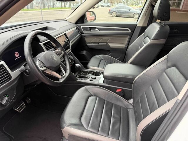 Білий Фольксваген Туарег, об'ємом двигуна 3.6 л та пробігом 61 тис. км за 33700 $, фото 11 на Automoto.ua