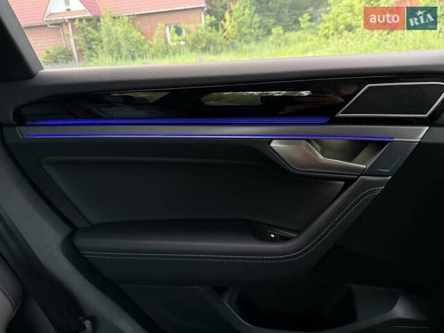 Белый Фольксваген Туарег, объемом двигателя 2.97 л и пробегом 131 тыс. км за 61990 $, фото 22 на Automoto.ua