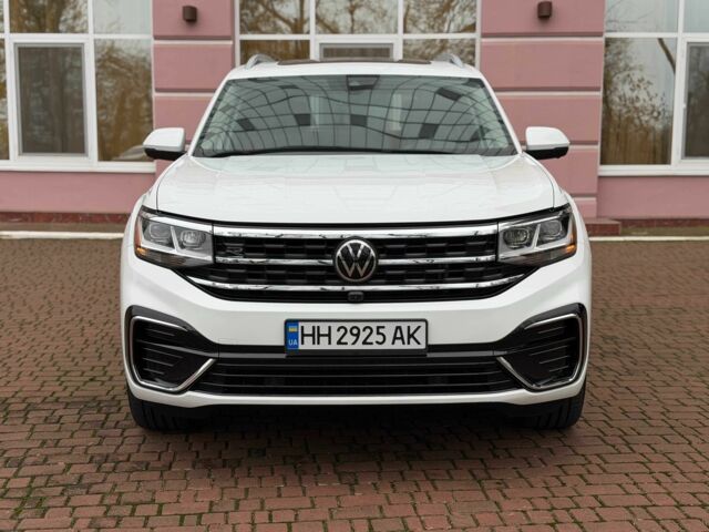 Білий Фольксваген Туарег, об'ємом двигуна 3.6 л та пробігом 61 тис. км за 33700 $, фото 1 на Automoto.ua