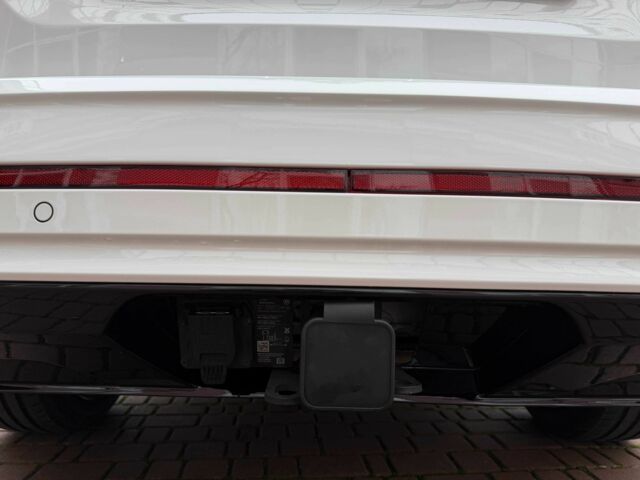 Білий Фольксваген Туарег, об'ємом двигуна 3.6 л та пробігом 61 тис. км за 33700 $, фото 7 на Automoto.ua