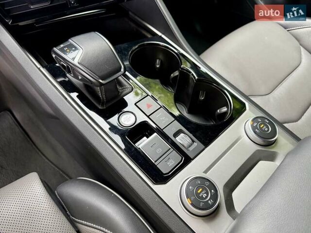 Білий Фольксваген Туарег, об'ємом двигуна 2.97 л та пробігом 77 тис. км за 64900 $, фото 37 на Automoto.ua