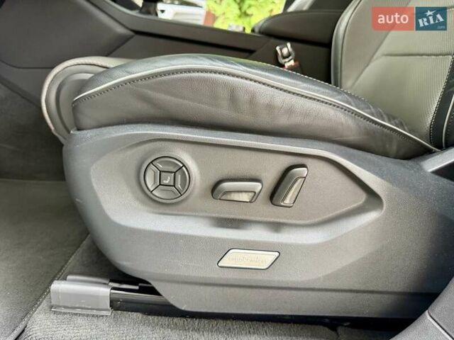 Білий Фольксваген Туарег, об'ємом двигуна 2.97 л та пробігом 77 тис. км за 64900 $, фото 27 на Automoto.ua