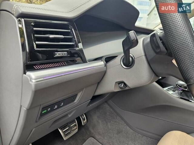 Белый Фольксваген Туарег, объемом двигателя 3 л и пробегом 32 тыс. км за 76890 $, фото 21 на Automoto.ua