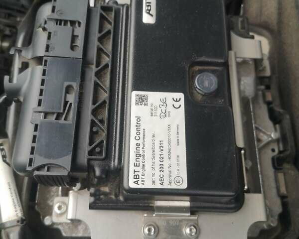 Белый Фольксваген Туарег, объемом двигателя 3 л и пробегом 55 тыс. км за 85500 $, фото 18 на Automoto.ua