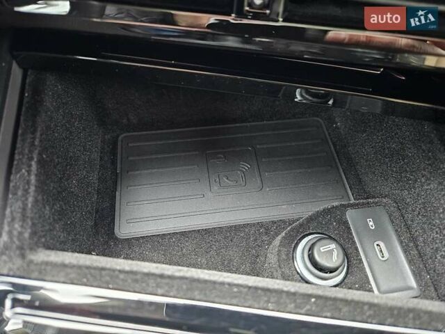 Белый Фольксваген Туарег, объемом двигателя 3 л и пробегом 32 тыс. км за 76890 $, фото 49 на Automoto.ua