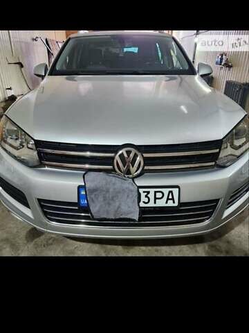 Бежевий Фольксваген Туарег, об'ємом двигуна 3.6 л та пробігом 243 тис. км за 15900 $, фото 2 на Automoto.ua