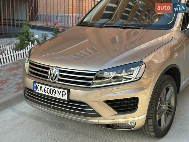 Бежевый Фольксваген Туарег, объемом двигателя 2.97 л и пробегом 183 тыс. км за 26500 $, фото 10 на Automoto.ua