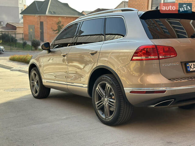Бежевый Фольксваген Туарег, объемом двигателя 2.97 л и пробегом 183 тыс. км за 26500 $, фото 7 на Automoto.ua