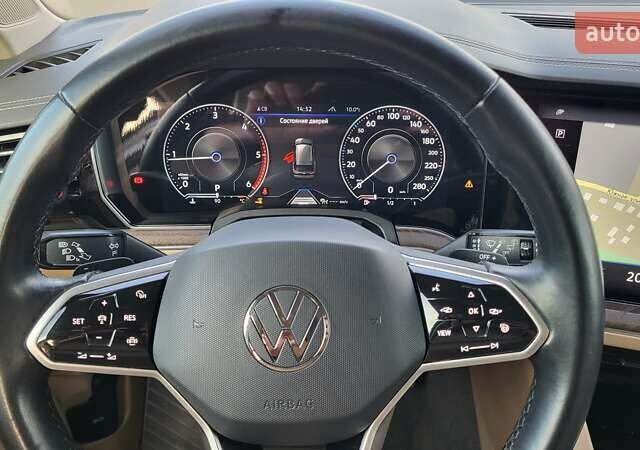 Бежевий Фольксваген Туарег, об'ємом двигуна 2.97 л та пробігом 128 тис. км за 53500 $, фото 43 на Automoto.ua