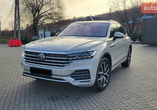 Бежевий Фольксваген Туарег, об'ємом двигуна 2.97 л та пробігом 128 тис. км за 53500 $, фото 25 на Automoto.ua