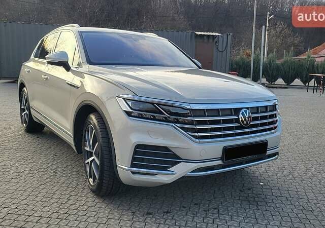 Бежевий Фольксваген Туарег, об'ємом двигуна 2.97 л та пробігом 128 тис. км за 53500 $, фото 7 на Automoto.ua