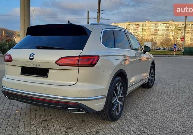 Бежевий Фольксваген Туарег, об'ємом двигуна 2.97 л та пробігом 128 тис. км за 53500 $, фото 14 на Automoto.ua