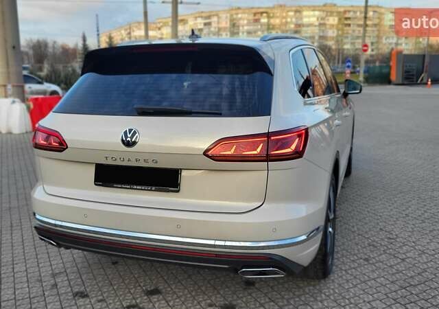 Бежевий Фольксваген Туарег, об'ємом двигуна 2.97 л та пробігом 128 тис. км за 53500 $, фото 31 на Automoto.ua