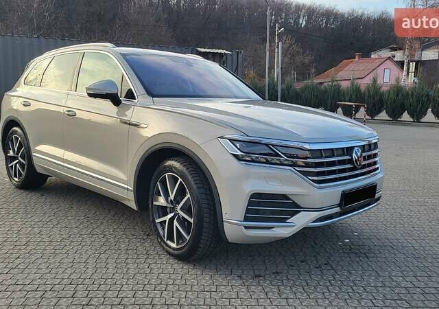 Бежевий Фольксваген Туарег, об'ємом двигуна 2.97 л та пробігом 128 тис. км за 53500 $, фото 8 на Automoto.ua