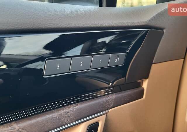 Бежевий Фольксваген Туарег, об'ємом двигуна 2.97 л та пробігом 128 тис. км за 53500 $, фото 54 на Automoto.ua