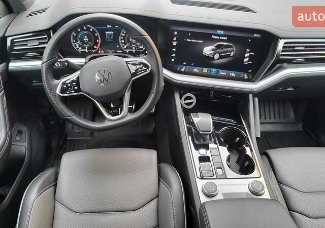 Бежевый Фольксваген Туарег, объемом двигателя 3 л и пробегом 57 тыс. км за 65000 $, фото 11 на Automoto.ua