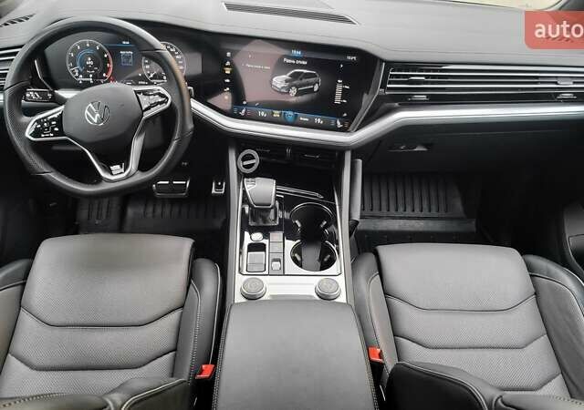 Бежевый Фольксваген Туарег, объемом двигателя 3 л и пробегом 57 тыс. км за 65000 $, фото 10 на Automoto.ua