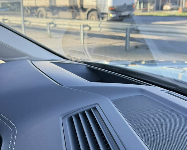 Бежевий Фольксваген Туарег, об'ємом двигуна 2.97 л та пробігом 265 тис. км за 48000 $, фото 14 на Automoto.ua