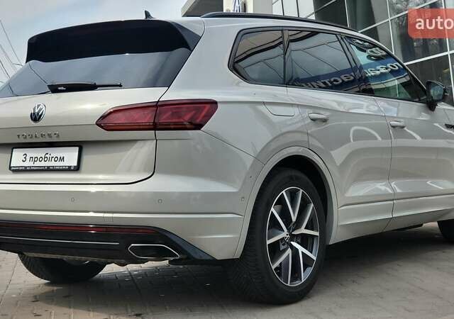 Бежевый Фольксваген Туарег, объемом двигателя 3 л и пробегом 57 тыс. км за 65000 $, фото 6 на Automoto.ua