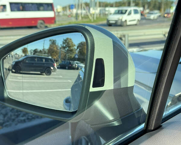 Бежевий Фольксваген Туарег, об'ємом двигуна 2.97 л та пробігом 265 тис. км за 48000 $, фото 17 на Automoto.ua