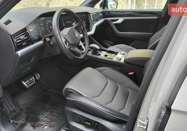 Бежевый Фольксваген Туарег, объемом двигателя 3 л и пробегом 57 тыс. км за 65000 $, фото 9 на Automoto.ua