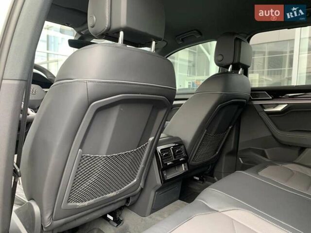 Бежевый Фольксваген Туарег, объемом двигателя 2.97 л и пробегом 27 тыс. км за 77000 $, фото 35 на Automoto.ua