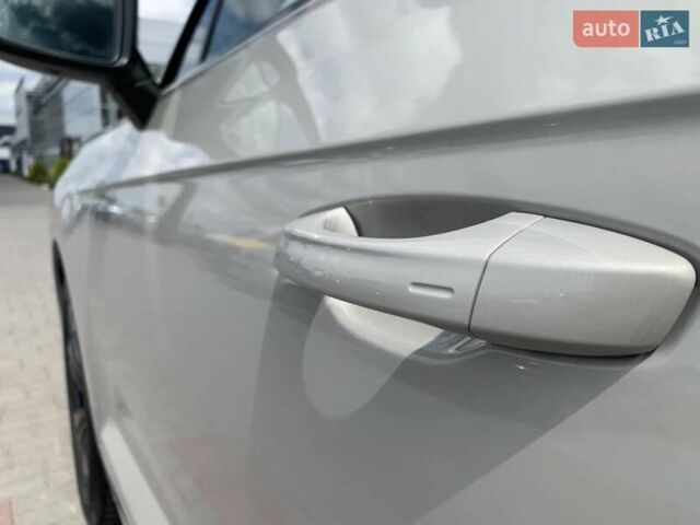 Бежевый Фольксваген Туарег, объемом двигателя 2.97 л и пробегом 27 тыс. км за 77000 $, фото 12 на Automoto.ua