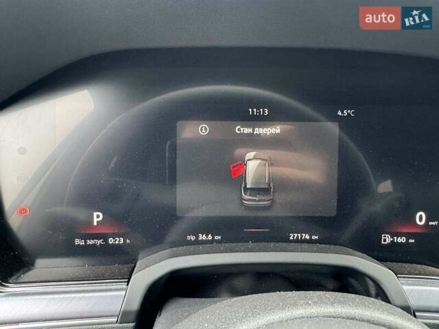 Бежевый Фольксваген Туарег, объемом двигателя 2.97 л и пробегом 27 тыс. км за 77000 $, фото 36 на Automoto.ua